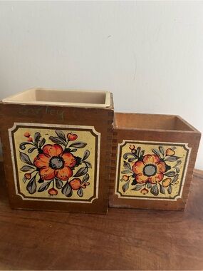 Vintage Floral Wooden Storage Boxes Planters Brown Orange dovetail corners 2